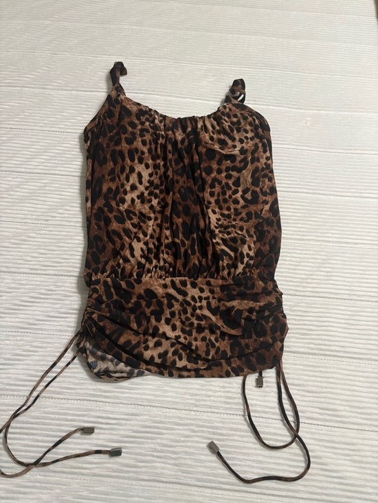 Magicsuit Other - MagicSuit Leopard Print Swimsuit Size 6